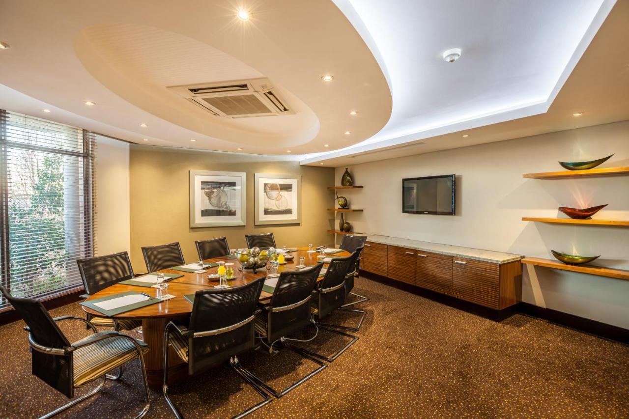 City Lodge Hotel Lynnwood Претория Экстерьер фото