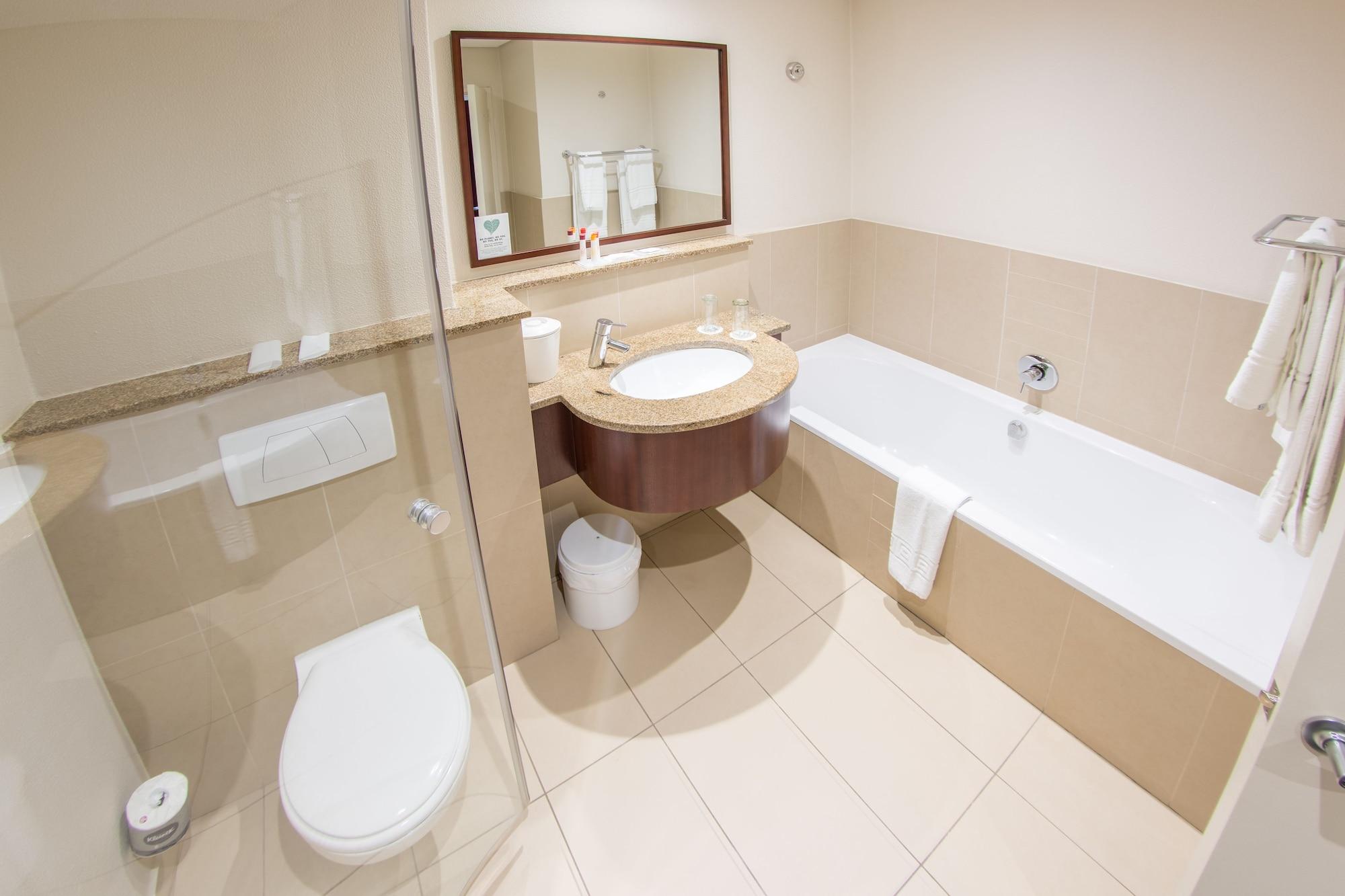 City Lodge Hotel Lynnwood Претория Экстерьер фото