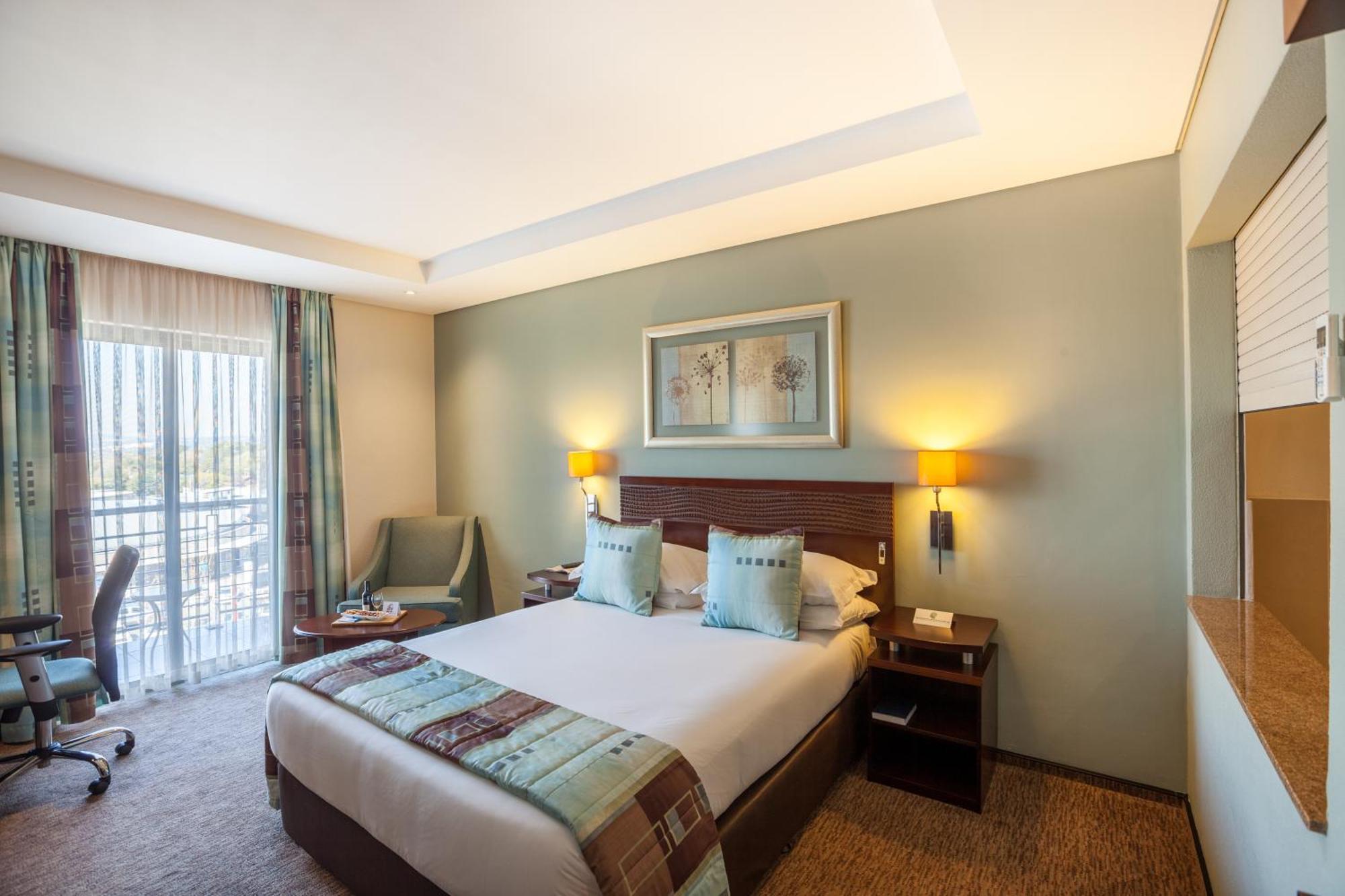 City Lodge Hotel Lynnwood Претория Номер фото