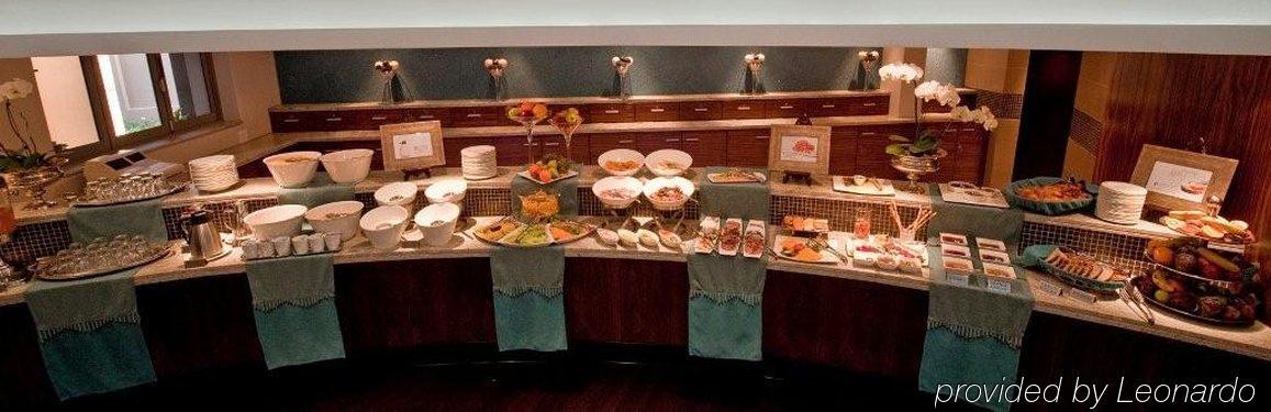 City Lodge Hotel Lynnwood Претория Экстерьер фото